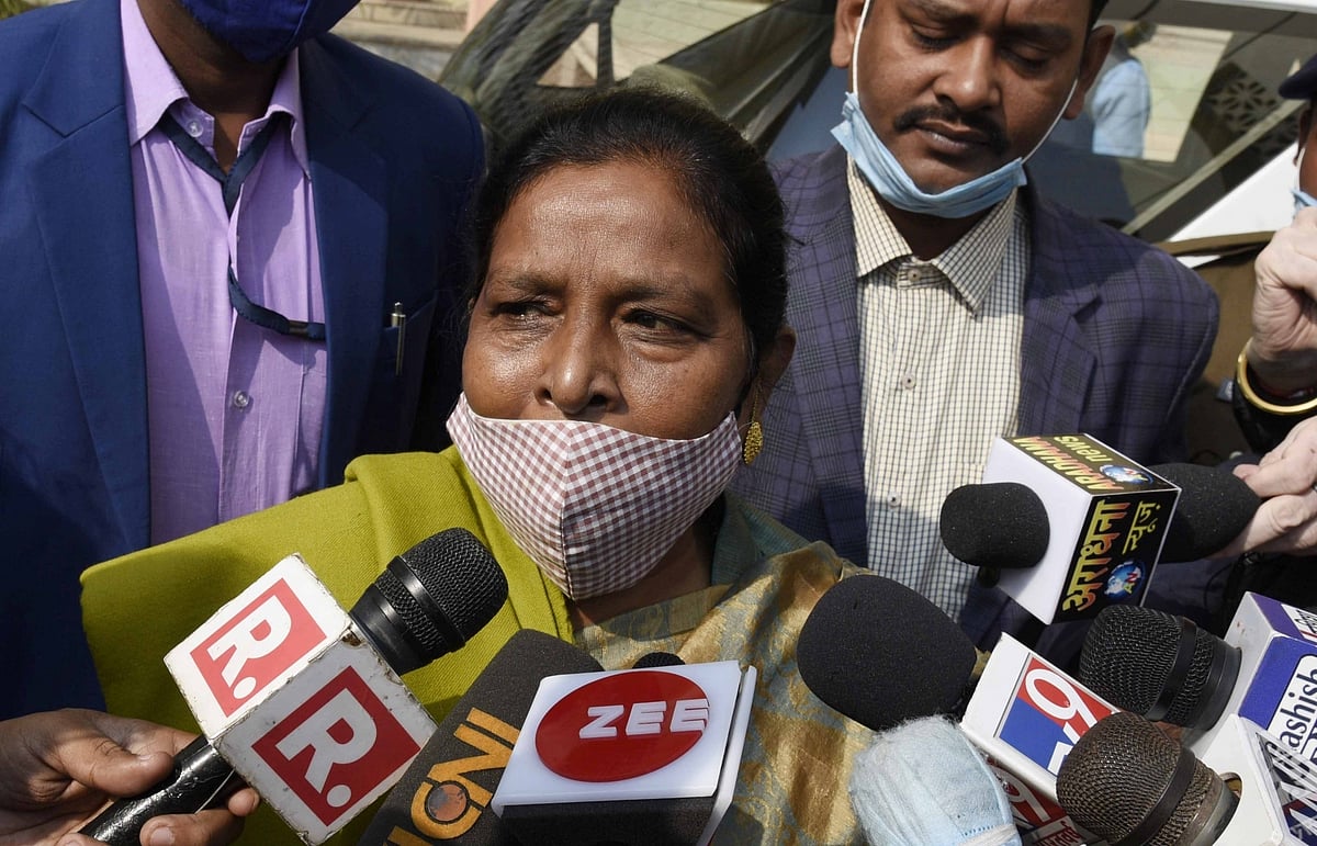 नीतीश सरकार में गुड़ागर्दी! सेवानिवृत्त डॉक्टर ने बिहार के उपमुख्यमंत्री के भाई पर लगाया जमीन हड़पने का आरोप
