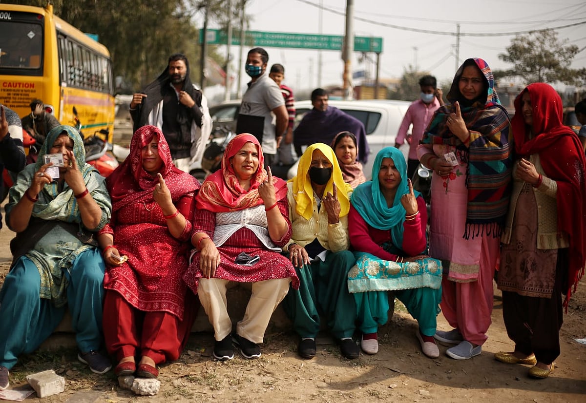 यूपी चुनावः हंगामे और आरोपों के बीच पहले चरण में 60.17% मतदान, कैराना में सबसे ज्यादा वोटिंग, गाजियाबाद पिछड़ा