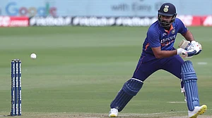 आईसीसी वनडे बल्लेबाजी रैंकिंग: विराट कोहली के करीब पहुंचे रोहित शर्मा, जानें बाकी खिलाड़ियों का हाल