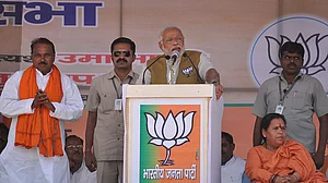 यूपी चुनाव: शुरुआती चरणों के मतदान के अनुमान से घबराई बीजेपी को याद आए उमा भारती जैसे नेता, मोदी डालेंगे काशी में डेरा