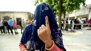 UP Election 2022: 7वें चरण के लिए थमा चुनाव प्रचार, 7 मार्च को 54 सीटों पर मतदान, दांव पर योगी के इन मंत्रियों की साख