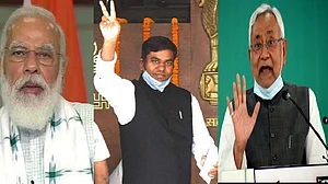 बिहार में मुकेश सहनी को लेकर एनडीए में उभरा मतभेद, जेडीयू नरम, तो बीजेपी इस्तीफे की मांग पर अड़ी