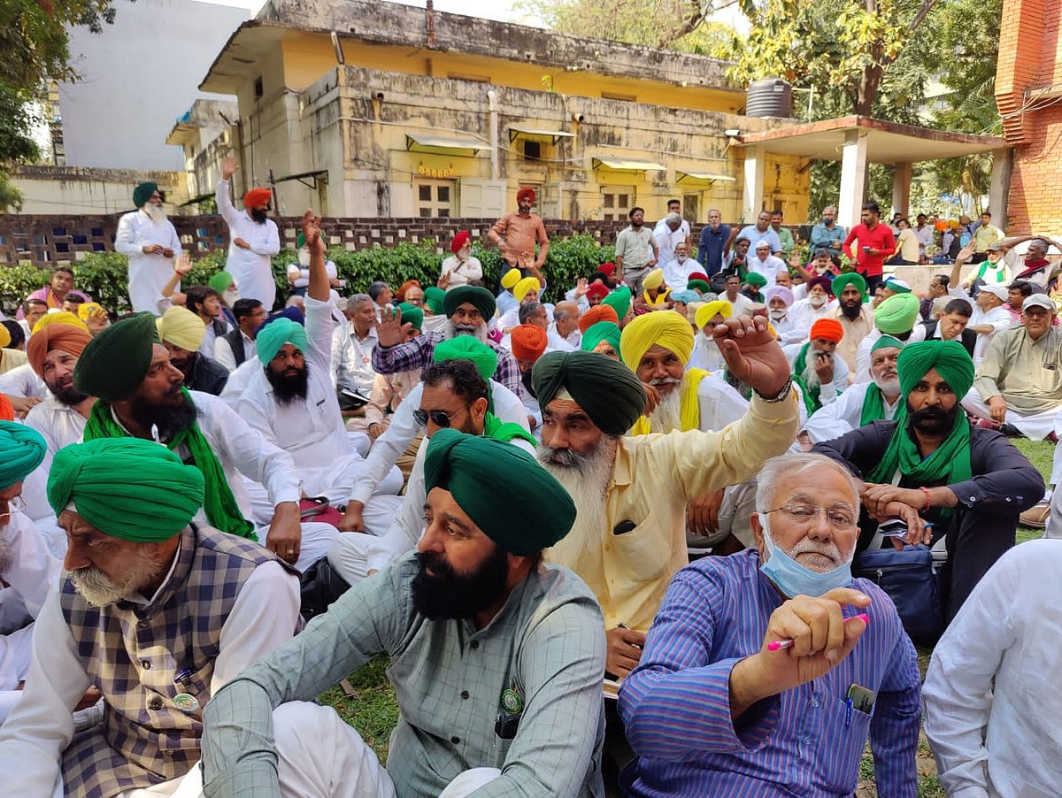 किसान आंदोलन: SKM ने घोषित किया आंदोलन का अगला चरण, MSP गारंटी सप्ताह मनाएंगे, 21 मार्च को देशव्यापी प्रदर्शन