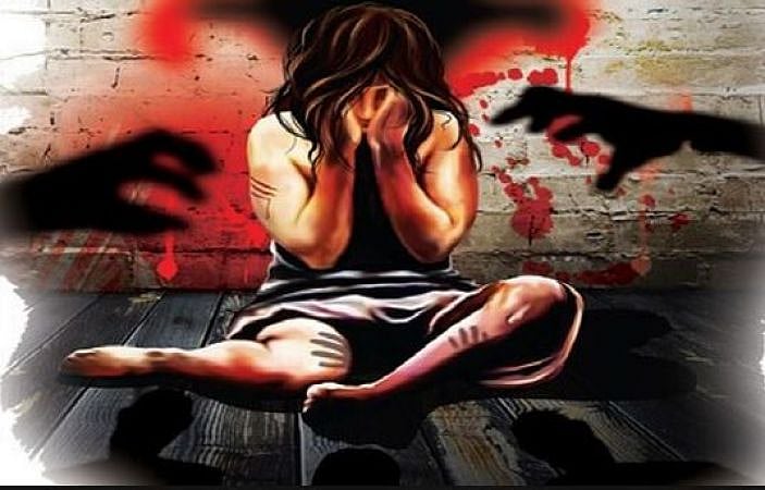 गाजीपुर गैंगरेप केस में दिल्ली महिला आयोग का पुलिस को नोटिस, कहा- किसी भी हाल में नहीं बचने चाहिए रेपिस्ट