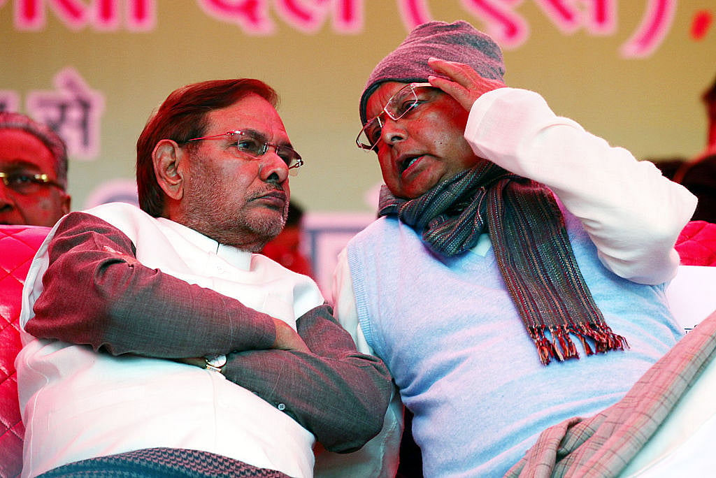 तीन दशक के अलगाव के बाद शरद यादव एक बार फिर लालू के साथ, आरजेडी में 20 मार्च को विलय कर देंगे अपनी पार्टी