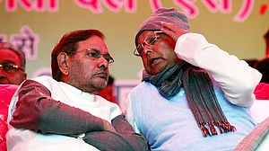 तीन दशक के अलगाव के बाद शरद यादव एक बार फिर लालू के साथ, आरजेडी में 20 मार्च को विलय कर देंगे अपनी पार्टी