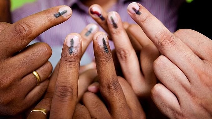 यूपी में अपनी पसंद की पार्टी को वोट नहीं देने पर शख्स ने पत्नी को घर से निकाला, महिला आयोग ने FIR का दिया आदेश
