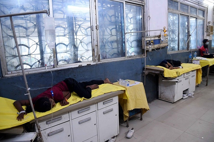 पटना में बिहार दिवस कार्यक्रम में भाग लेने आए 150 से अधिक बच्चे बीमार, खराब खाना और पानी देने का आरोप