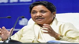 यूपी चुनाव हारने के बाद मायावती ने लोकसभा में बदले नेता, रितेश पांडेय को हटाकर गिरीश चंद्र जाटव को दी जिम्मेदारी