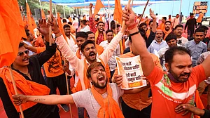 आकार पटेल का लेख: देश में हर रोज होती उन्मादी घटनाओं पर कब तक पर्दा डालेगी भारत की लोकतांत्रिक प्रतिष्ठा