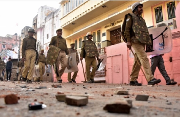 आंध्र प्रदेश के कुरनूल में भी भड़का तनाव, जुलूस के दौरान पथराव में 6 घायल, भारी पुलिस बल तैनात
