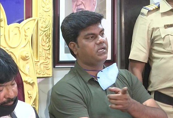 आर्यन खान ड्रग्स केस: NCB के गवाह प्रभाकर की मौत, समीर वानखेड़े पर लगाए थे कई गंभीर आरोप