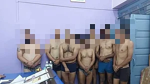 MP के थाने में पत्रकारों के कपड़े उतरवाने के मामले में बड़ी कार्रवाई, थाना प्रभारी और SI समेत दो लाइन हाजिर