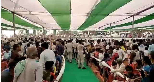 नीतीश की सुरक्षा में फिर बड़ी चूक, नालंदा में कार्यक्रम के दौरान बम धमाका, सीएम सुरक्षित, पर उठे गंभीर सवाल