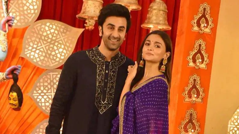 Ranbir Kapoor, Alia Bhatt Wedding: पूरा हुआ गणेश पूजन, अब आलिया के हाथों में रचेगी मेहंदी