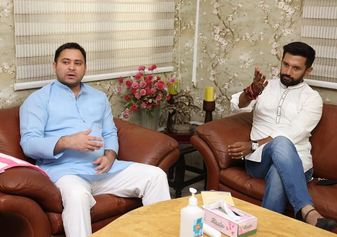 तेजस्वी ने चिराग का बंगला खाली कराने पर कसा तंज, कहा- BJP ने तो 'हनुमान' के घर में ही आग लगा दी