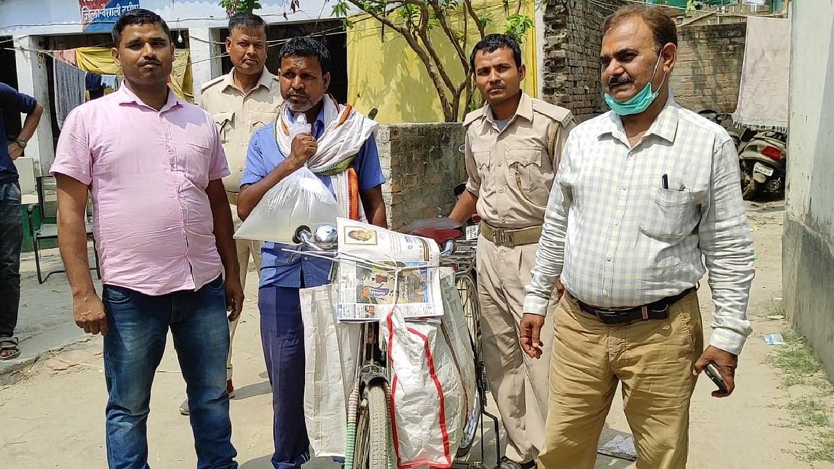 बिहारः सुबह अखबार, शाम में पिज्जा के साथ घर तक पहुंचाता था शराब, 25 लीटर अवैध शराब के साथ पुलिस ने पकड़ा