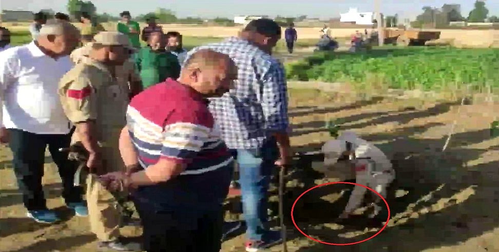 जम्मू में पीएम मोदी के रैली स्थल से कुछ ही दूरी पर मिला संदिग्ध विस्फोटक! जांच में जुटी पुलिस