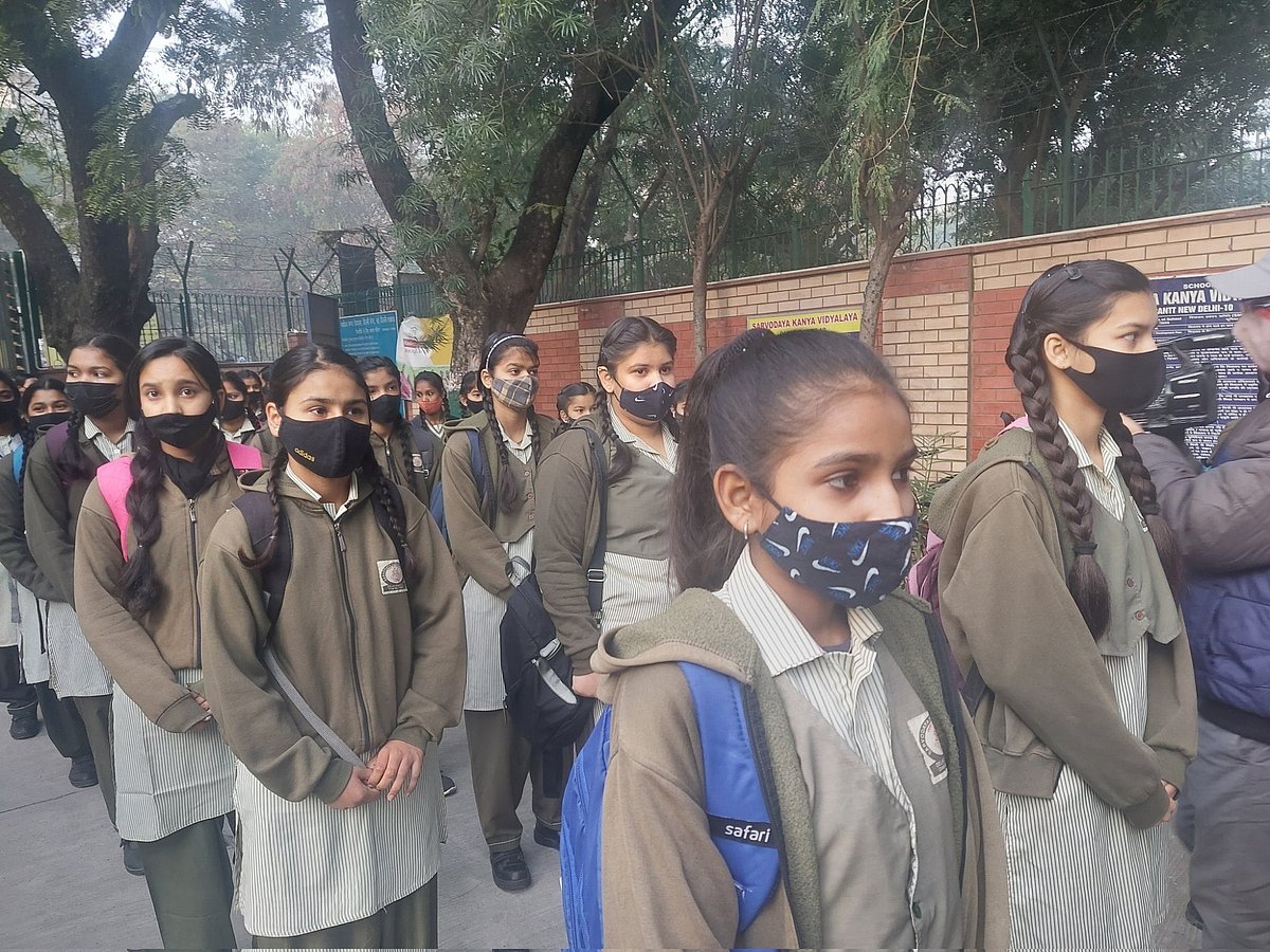 ओडिशा के रायगडा में कोरोना विस्फोट! 64 स्कूली छात्र हुए संक्रमित, बच्चों को किया गया आइसोलेट
