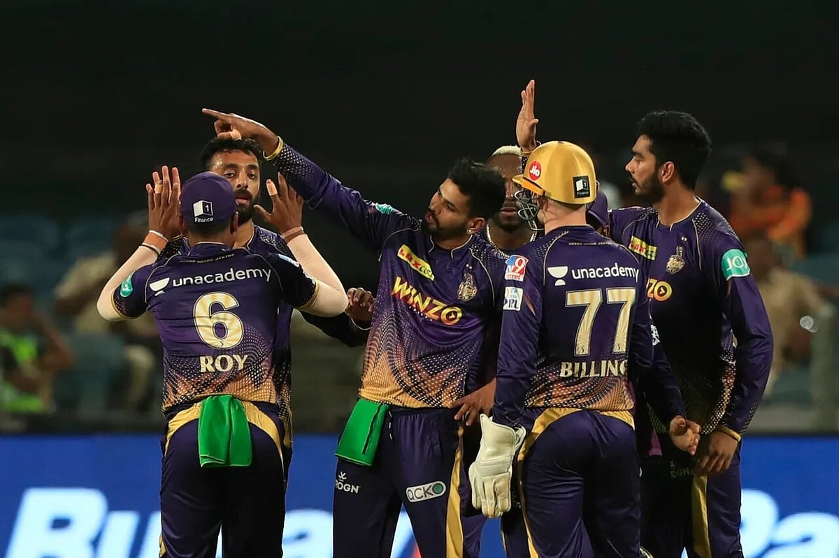 IPL 2022: केविन पीटरसन ने बताया क्यों खबरा प्रदर्शन कर रहे KKR के खिलाड़ी!