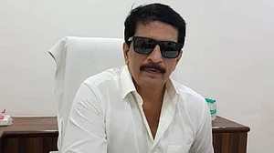 एंटीलिया बम कांड-सह-मनसुख हिरेन हत्या मामले में 'एनकाउंटर स्पेशलिस्ट' प्रदीप शर्मा को सुप्रीम कोर्ट से जमानत