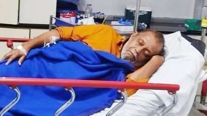 सिनेजीवन: धर्मेंद्र के बाद अब मिथुन चक्रवर्ती हुए अस्पताल में भर्ती और 'पठान' के डिजिटल राइट्स का सबसे महंगा सौदा!