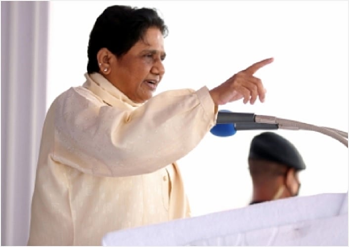 आजम खान के समर्थन में उतरीं मायावती, बोलीं- जेल में रखना द्वेषपूर्ण, न्याय का गला घोंटने जैसा