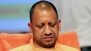 BJP सांसद वरुण गांधी ने राशन कार्ड को लेकर योगी सरकार को घेरा, कहा- चुनाव से पहले पात्र और चुनाव के बाद अपात्र?