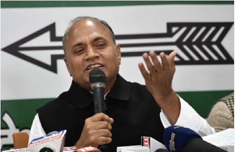आरसीपी सिंह के केंद्रीय मंत्री बने रहने पर लटकी तलवार, फिर से राज्यसभा भेजने पर JDU में मची रार