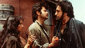 सिनेजीवन: माधुरी-अनिल कपूर की 'तेजाब' के रीमेक को लेकर बड़ी खबर आई सामने! और इस दिन होगा फिल्म 'अर्ध' का प्रीमियर