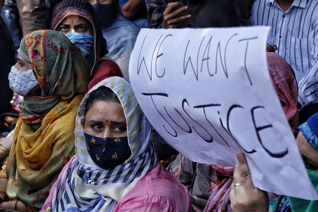 कांग्रेस का केंद्र से सवाल- कश्मीर में हर इंसान खौफ के साये में जीने को मजबूर, सरकार ने ऐसी परिस्थिति बनने ही क्यों दी? 