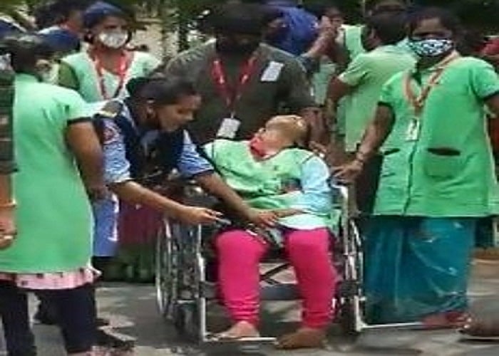 आंध्र प्रदेश में दवा फैक्ट्री में गैस लीक, करीब 200 महिलाओं की बिगड़ी तबीयत, अस्पताल में भर्ती