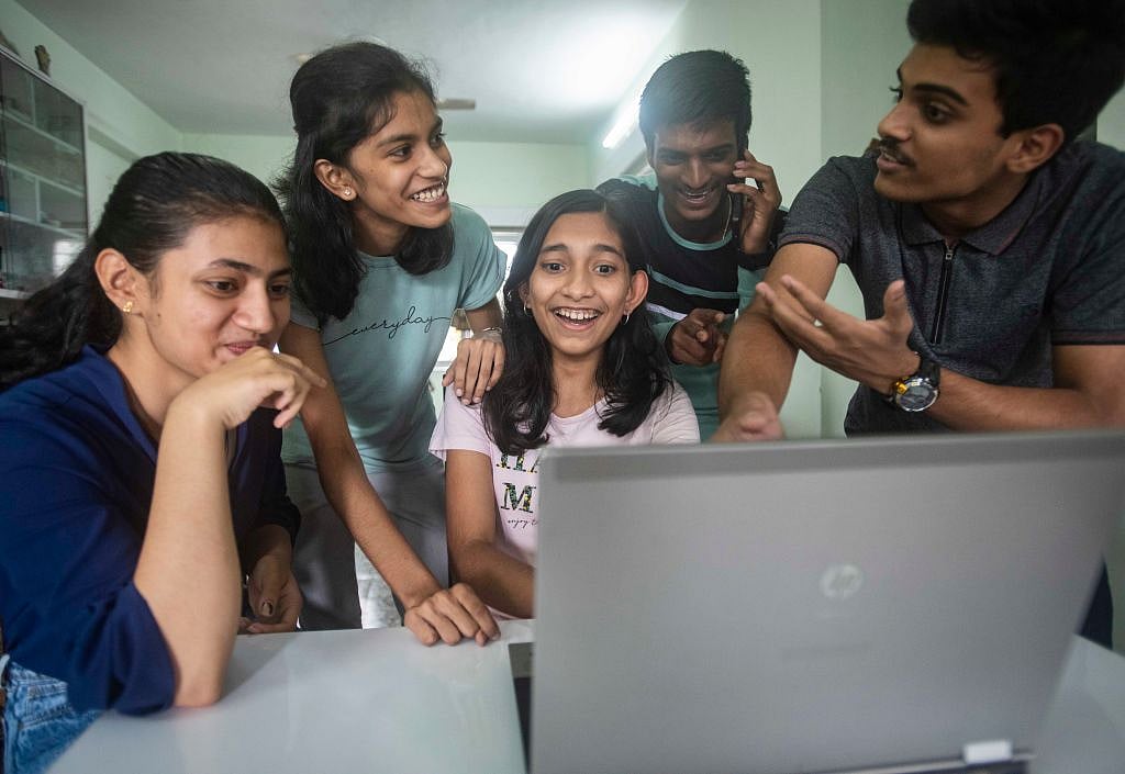 Bihar Board 10th Result: आज खत्म होगा 10वीं के छात्रों का इंतजार, 12 बजे जारी होगा परीक्षा का परिणाम
