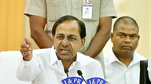नफरत की राजनीति से देश को खतरा, धार्मिक उन्माद के अलावा किसी भी अन्य मुद्दे पर नहीं हो रही चर्चा : केसीआर