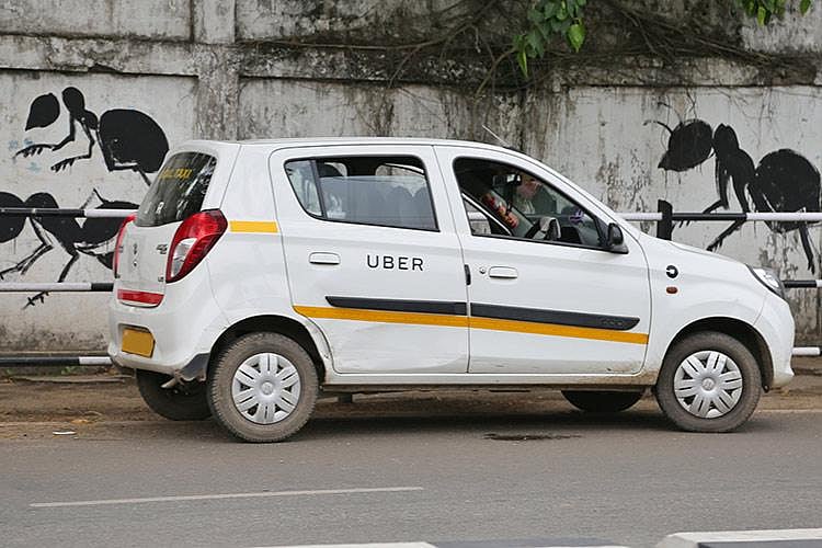 अर्थजगत की खबरें: उबर ने भारत से निकलने की योजना का किया खंडन, अमूल के एमडी की कार पलटी, हल्की चोट आई