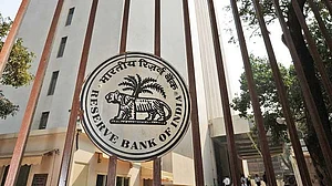 अर्थ जगत: RBI के इस कदम से रियल स्टेट कारोबारियों को राहत और डंजो ने अपने 30 प्रतिशत कर्मचारियों को नौकरी से निकाला