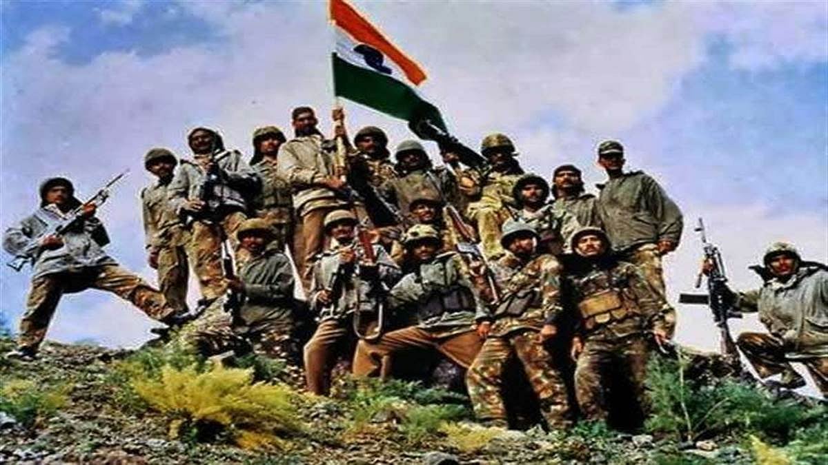 करगिल विजय दिवस: भारतीय जांबाजों ने पाकिस्तान को आज ही के दिन युद्ध में चटाई थी धूल, जंग में कब क्या हुआ, पढ़िए