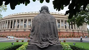 खरी-खरीः स्वागत है ‘न्यू इंडिया’ के नये लोकतंत्र में, विरोध तो दूर, किसी तरह की चर्चा की भी इजाजत नहीं