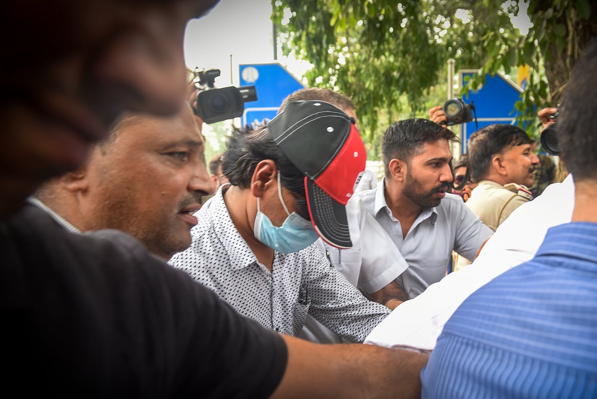 SC से ऑल्ट न्यूज़ के सह-संस्थापक जुबैर को राहत, UP में दर्ज सभी 6 मामलों में दी अंतरिम जमानत, जानें कोर्ट ने क्या कहा?