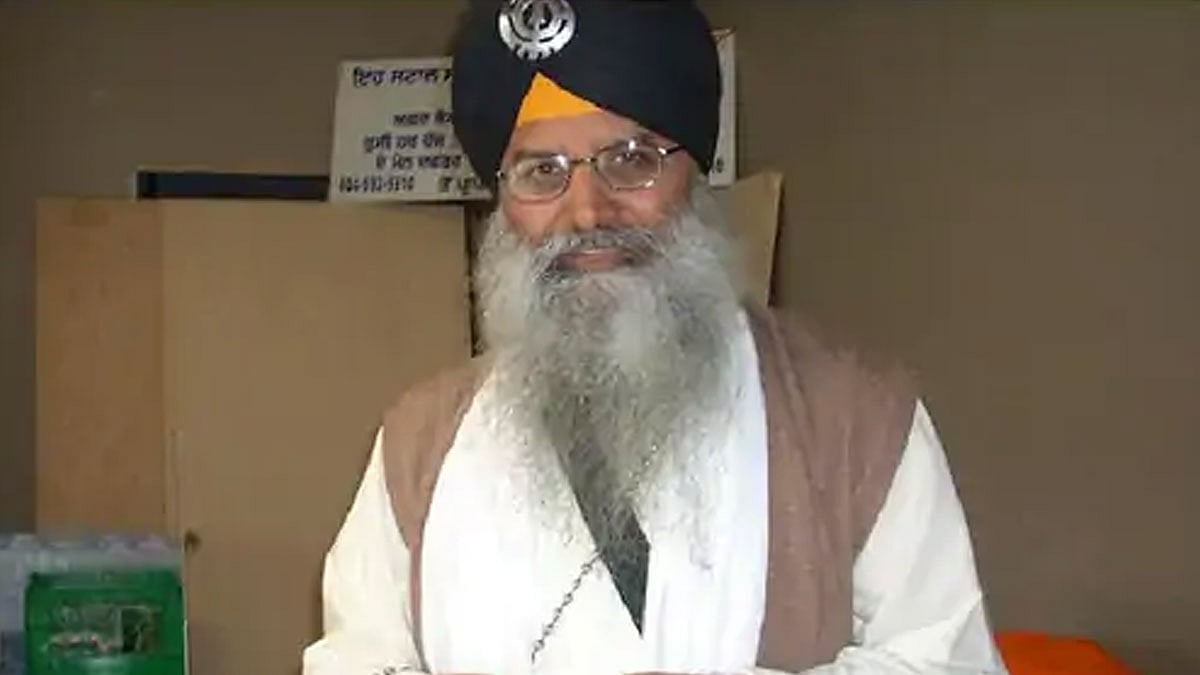 दुनिया की खबरें: ऋषि सुनक को पीएम बनते नहीं देखना चाहते जॉनसन, ट्रंप फिर राष्ट्रपति चुनाव लड़ने का कर सकते हैं ऐलान