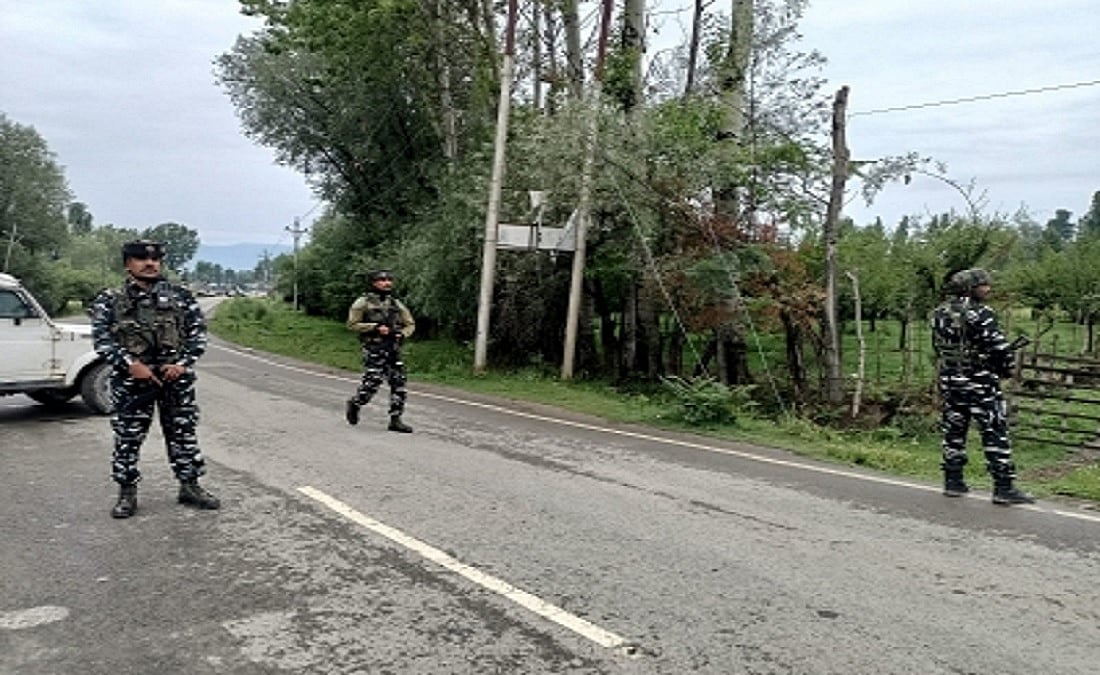 जम्मू-कश्मीर के कुपवाड़ा में सेना ने घुसपैठ की कोशिश को किया नाकाम, एक जवान शहीद