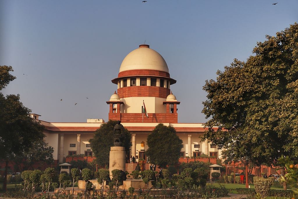 आकार पटेल का लेख: कुछ से कतराना, कुछ खास केसों को निपटाना, इससे बट्टा तो नहीं लग रहा सुप्रीम कोर्ट की साख पर!
