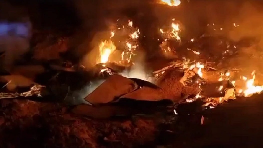 राजस्थान के बाड़मेर में विमान हादसा, वायुसेना का मिग-21 हुआ क्रैश, दो पायलट की मौत 
