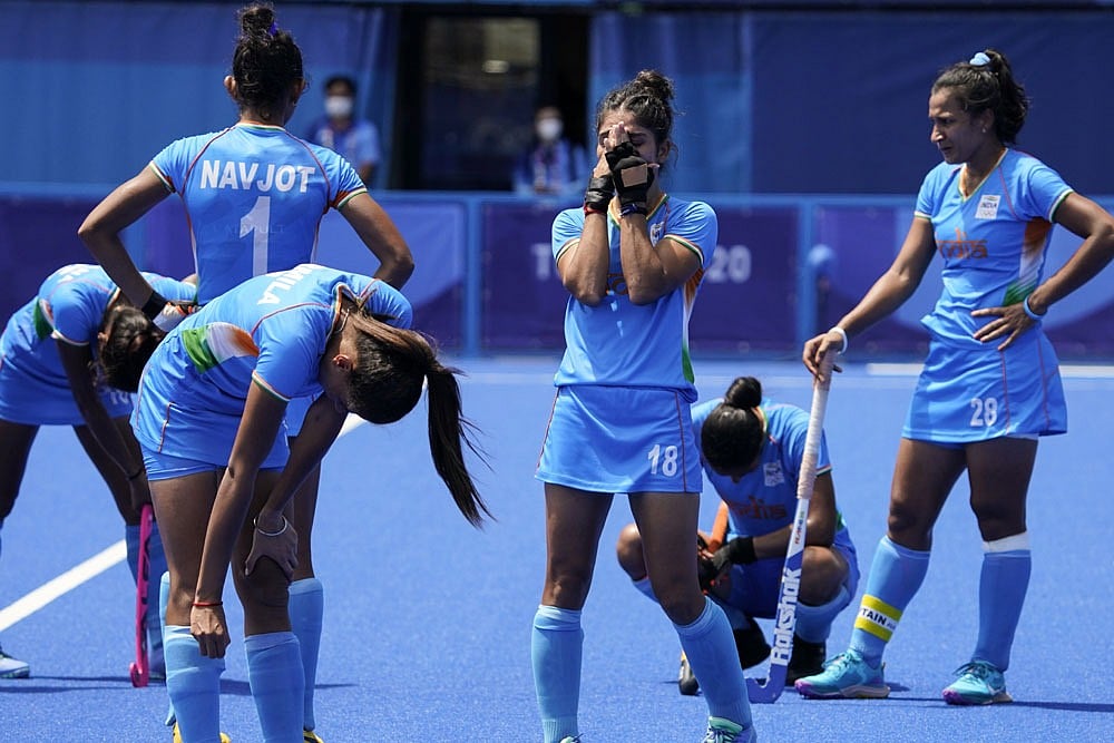 खेल की खबरें: ENG के इस खिलाड़ी ने पहली बार जीता ICC का ये खास पुरस्कार और महिला हॉकी WC से भारत के लिए आई बुरी खबर 