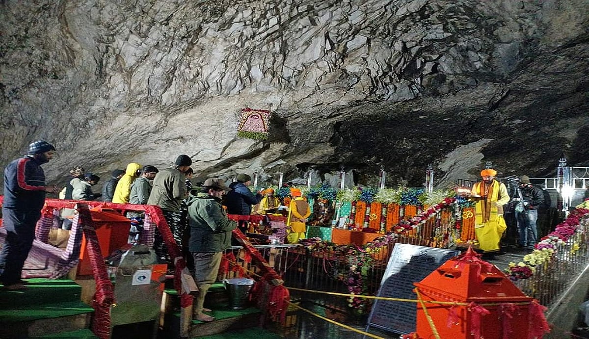 अमरनाथ यात्रा फिर शुरू, बेस कैंप से 4026 तीर्थयात्रियों का जत्था रवाना, त्रासदी में लापता श्रद्धालुओं की तलाश जारी