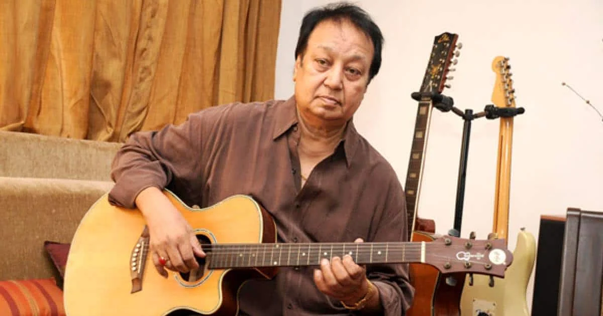 भूपिंदर: जितनी गहरी और उदास आवाज़ से गाते थे, उतनी ही कुशलता से चलती थीं गिटार पर उंगलियां 