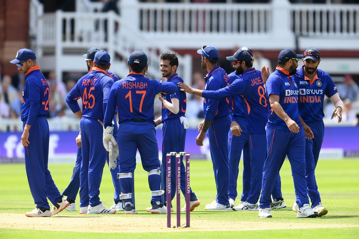 IND vs WI: भारत और वेस्टइंडींज के बीच पहला वनडे आज, जीत के साथ शुरुआत करना चाहेंगे शिखर