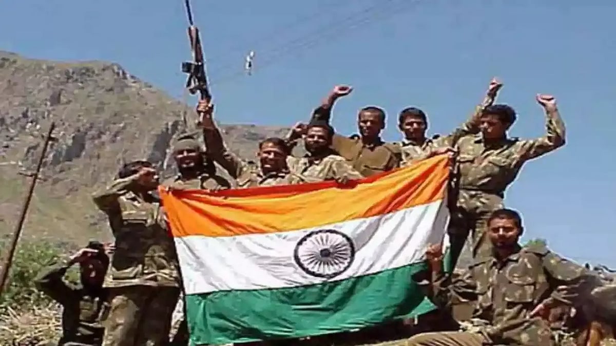 करगिल विजय दिवस: हमारे जांबाजों ने आज ही के दिन जंग में पाकिस्तान को चटाई थी धूल, युद्ध में कब क्या हुआ, पढ़िए