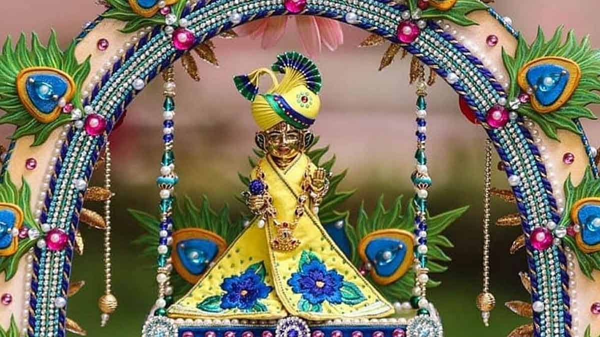 जन्माष्टमी की तिथि को लेकर दुविधा कर लें दूर, जानें कब मनाई जाएगी जन्माष्टमी, कैसे करें पूजा