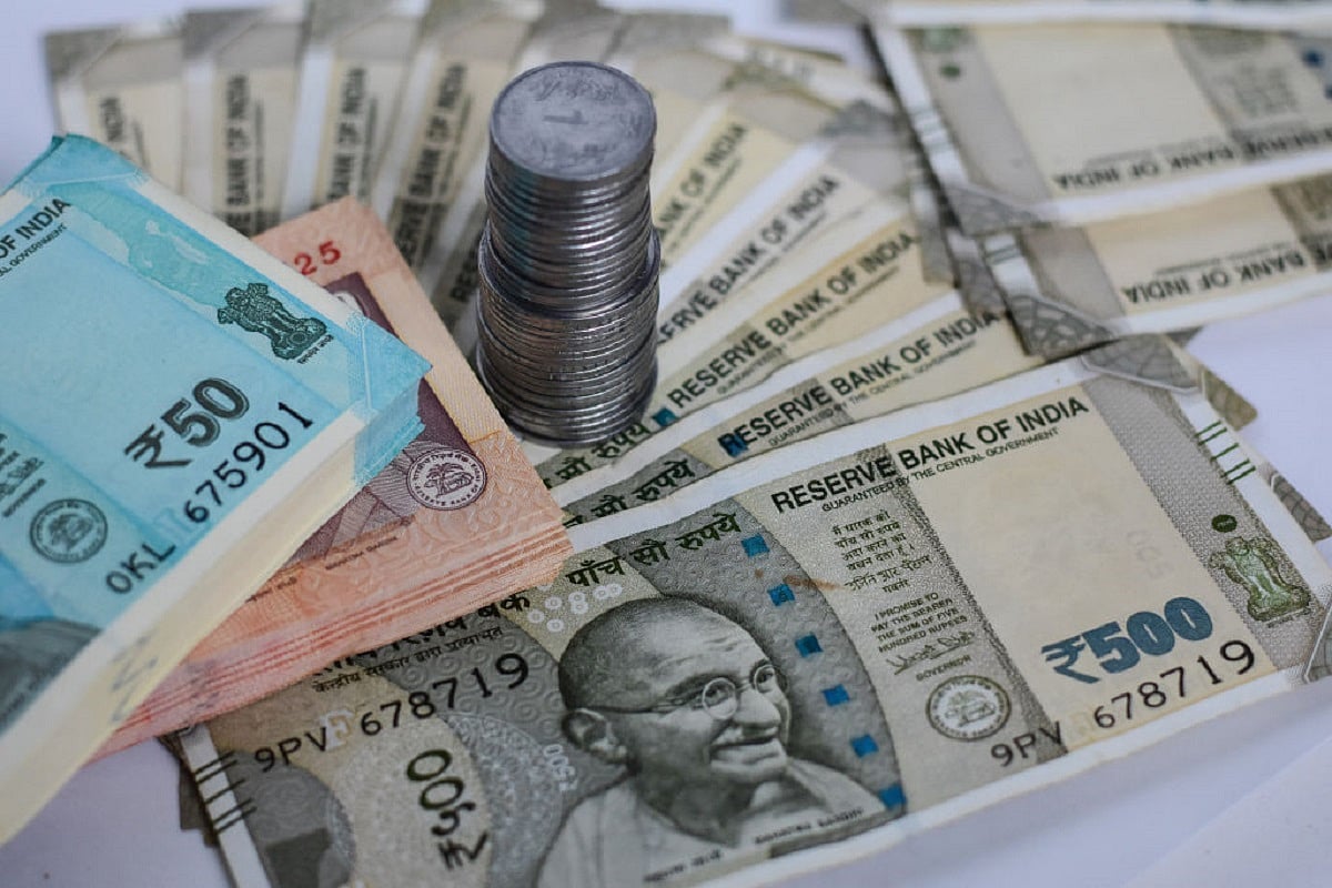 Write Off Loan: मोदी सरकार में बीते 5 सालों में बैंकों के 10 लाख करोड़ रुपये डूबे! जानें चूना लगाने वालों के नाम